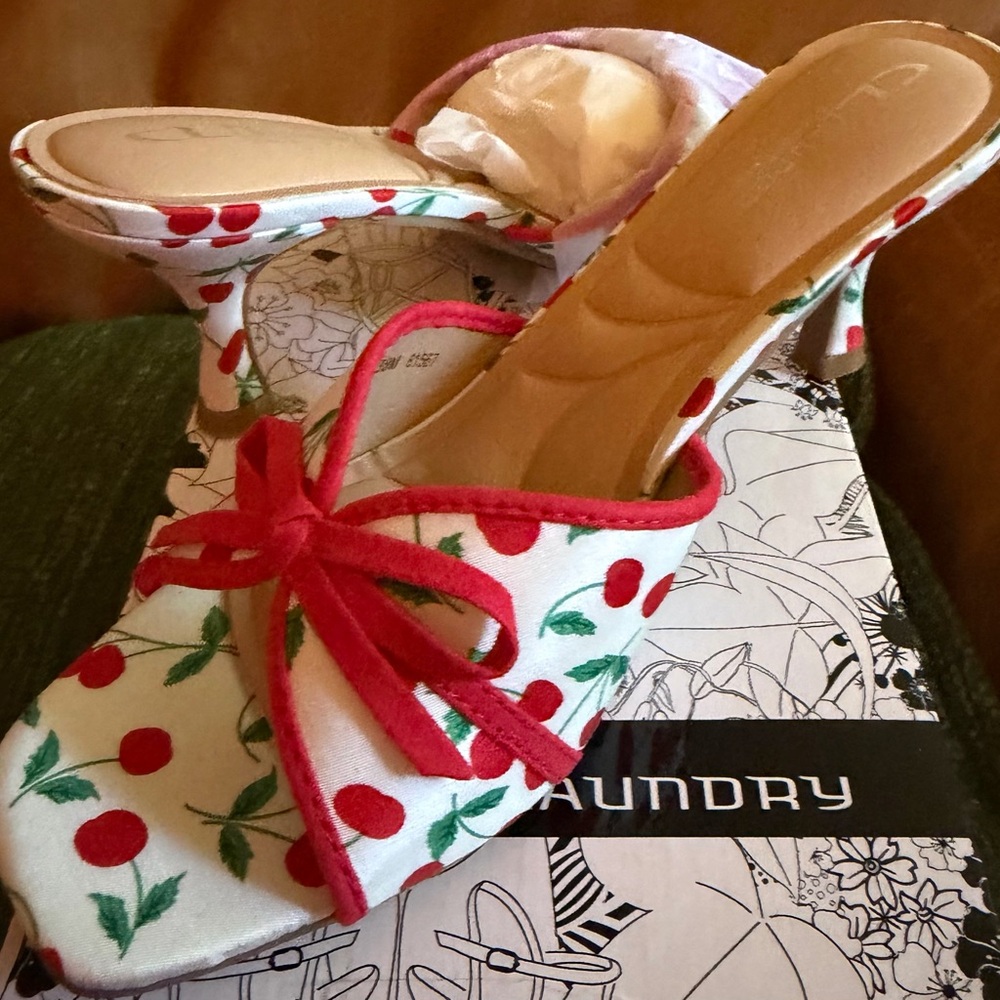 Chinese Laundry Cherry-Print Slip-On Mules in White and Red
